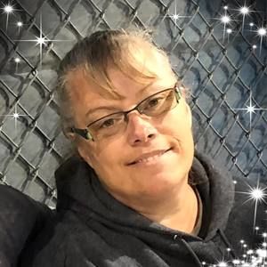 Meet your Posher, Suzanne